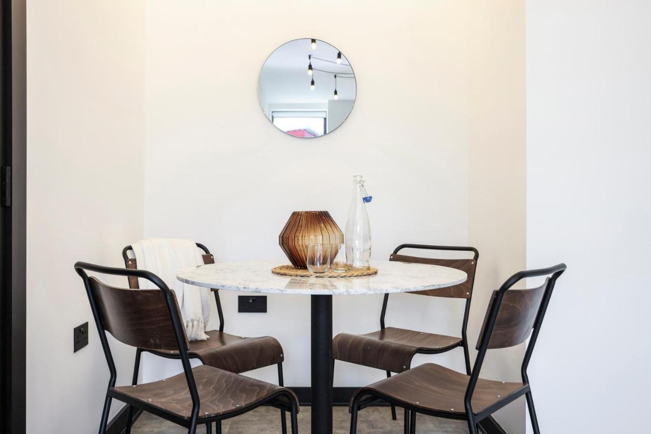 The Brewers Rooms Contemporary Aparthotel エディンバラ エクステリア 写真